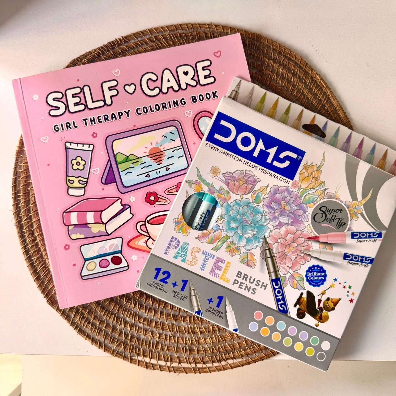 Self Coloring Book + Doms pastel brush pens 14 shades